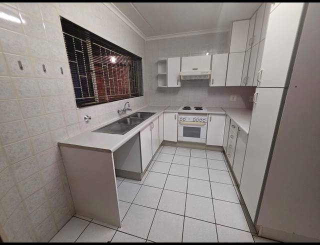 2 BEDROOM PROPERTY TO RENT IN BEYERS PARK